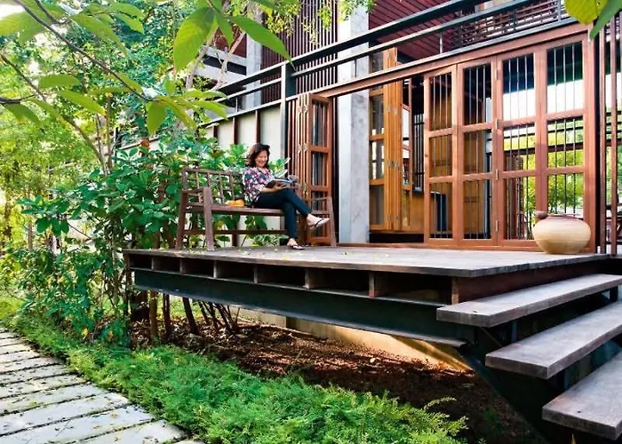 Baan Damnoen 88 *